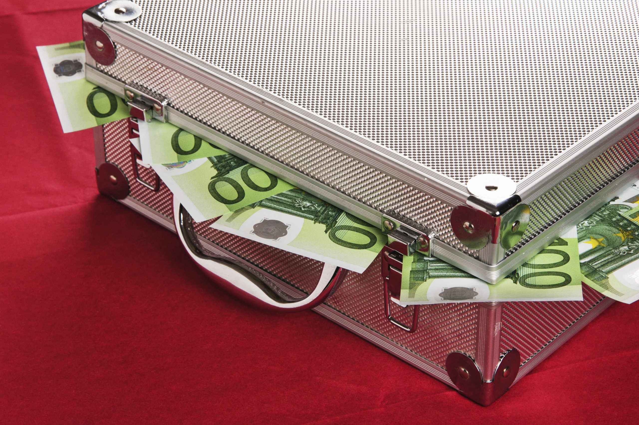 Mehr über den Artikel erfahren SIW 13/2015: „Catch the Cash”